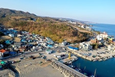 바다에 기대 살아가는 마을 충효사상 지극한 `대본 1리`