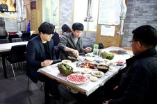 동경주 맛집기행②- 문무대왕면 어일1리 `전통암소갈비`