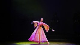 전 리듬체조 국가대표 천송이, ‘인피니티 플라잉’ 10주년 공연서 활약