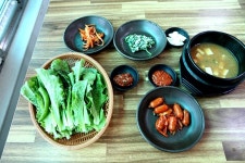 동경주 맛집기행 ⑧ - 엄마 정성 담은 경주시 양남면 나산리 `시골쌈밥`