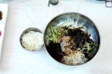 동경주 맛집기행 ⑩ - 마음이 담긴 `장모님 밥상` 감포읍 대본3리 해맞이 회타운