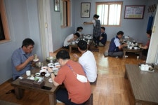 [동경주 맛집기행 ⑮] 추억의 손칼국수 양남면 하서리 `김선희손칼국수`