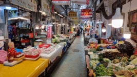 텅빈 설날… 손님이 없다