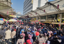 막판 대구 서문시장 찾은 윤석열, 투표하면 무조건 이긴다
