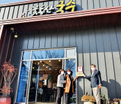 영천시 서부동, ‘꽃동산국수’  따숨가게 현판 전달식 열려