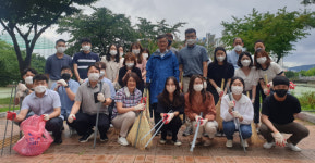 진량읍희망나눔센터운영위원회 | 경산시 진량읍, 전 직원 참여 환경정화 활동 펼쳐