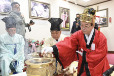 구미시 박정희 대통령 탄신 105돌 숭모제 거행