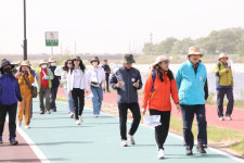 경주시, 형산강 80리 자전거길 걷기대회 성료