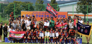 여자축구 최강 포항 상대초등학교 다시 한번 왕좌에 오르다
