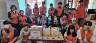 포항시 장량동, 경로당 대청소 및 어버이날 꽃 전달