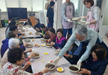 포항시 남구청, 중화음식점협회와 경로당 짜장면 나눔 봉사