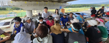 포항시 흥해읍, 파크골프장 및 무더위 쉼터 방문...어르신들 안부 확인