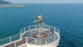 울진군, 등기산 스카이워크 부분 도색 실시로 관람 제한