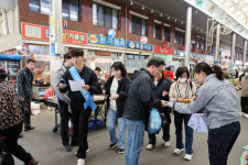 칠곡경찰서, 왜관시장서 찾아가는 치안드림센터 활동 펼쳐