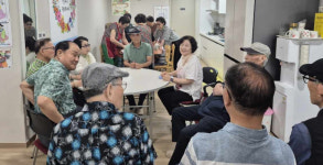 포항시 두호동장, 경로당 돌며 폭염 대비 점검