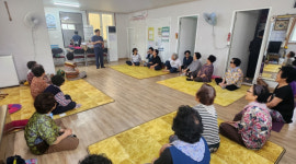 무더위 속 어르신 안부 챙긴다...포항시 송도동, 경로당 냉방시설 현장 점검