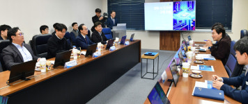 경산시, AX 핵심 인프라 초거대 AI 클라우드팜센터 찾아 현황 점검
