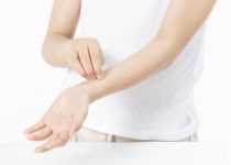 겨울철 심해지는 아토피피부염 이렇게 달래세요!