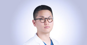 [반려동물 건강이야기] 시력 빼앗는 백내장 합병증…조기에 원인 다스려야!