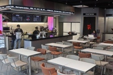 한방병원에 e스포츠 감성 물씬…자생한방병원, KT롤스터 팬 카페 오픈