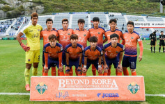  강원FC, 2018 시즌 등번호 공개…이근호 11번·정조국 9번 