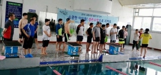 전남도교육청, 초등교원 생존수영 연수 실시
