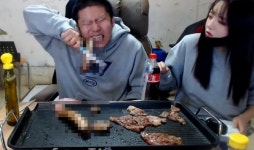 철구, 경악스런 먹방? 소 생식기 요리 도전까지… 아 XX