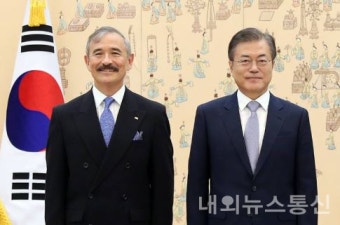 해리스 부통령, 대통령 후보로서의 의지 밝혀 통합과 상식으로 미국 이끌겠다