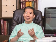 [인터뷰] 한의사 권은 침과 약을 동시에 쓰는 약침, 치료 효과 빨라