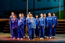 청주여자교도소 합창단 하모니, 뮤지컬로 만나다...윤복희 열연