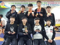 대구학산중, 전국레슬링종합선수권대회 중등부 우승 쾌거