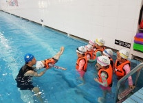 경상남도 양산교육지원청, MJ 키즈 수영장 유아 생존수영 업체 지정