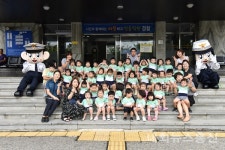 충주경찰서, 어린이들 초청 견학 실시
