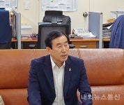 조길형 충주시장, 동충주역 민주당과 충북도 반대하면 접겠다!
