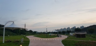 도심 속 힐링 쉼터! 금호강 오토캠핑장 개장