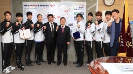 밀양시 배드민턴팀, 회장기 전국실업연맹전 2연패!