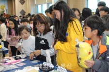 충주 금가초, 비즈마켓을 통해 많은 것을 배워요!
