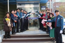 인천서부경찰서 석남지구대, 으뜸지구대 인증패 현판식 가져