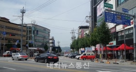 충주시, 주차금지구역 불법주차···봐주기식 직무유기인가?