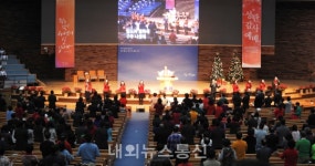 이철우 도지사, 포항 기쁨의 교회에서 성탄절 축하 예배드려