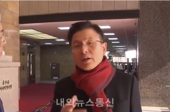 황교안, 종로 예비후보 등록..