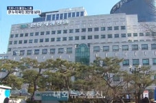 보건복지부 직원 8명 자가격리...정부 간담회서 확진자 접촉