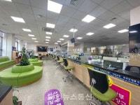 파주시, 민원창구 투명 가림막 설치···감염 예방과 심리적 안정감 기대