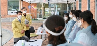 박정현 부여군수, 보건소 찾아 직원 격려와 응원 전달