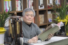 [탁계석인터뷰] 문자교육의 새 장을 펼치는 박재성 이사장