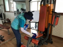 성주군,가천면 희망일자리 통해 경로당 방역활동 실시