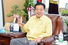 [특별인터뷰] 이길용 고양시의회 의장 선민후당의 정신으로 최고의 대의기관 만들 것