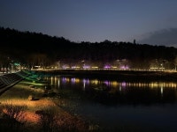대구 동구 봉무공원, 빛으로 물든 밤의 힐링공간으로 거듭나다.
