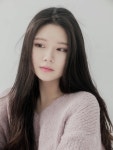 한하영, 원트리와 전속계약