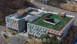 원주시립중앙도서관, 문학큐레이터 상주작가 공개 모집